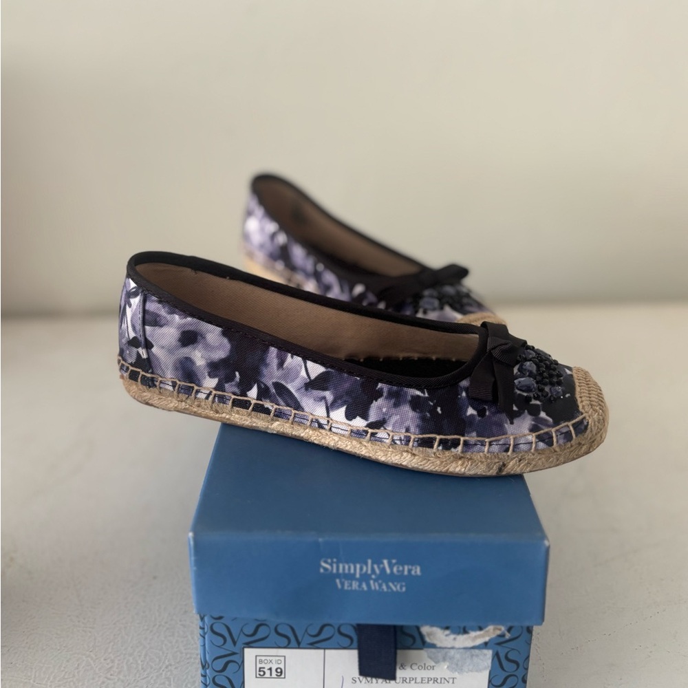 Simply Vera Vera Wang Black and Purple Espadrilles